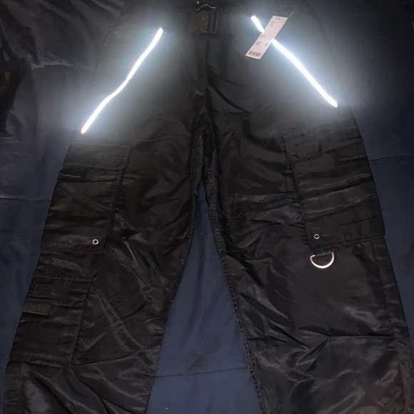 Women’s black joggers from Urban Outfitters! 🦋 - Picture 2 of 5